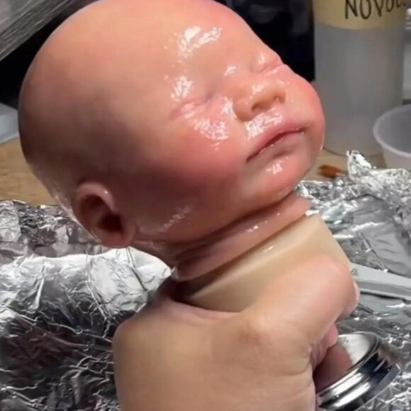 Matting & Dusting Powder for Reborn/Silicone Dolls Powder Shaker~ - Picture 4 of 6